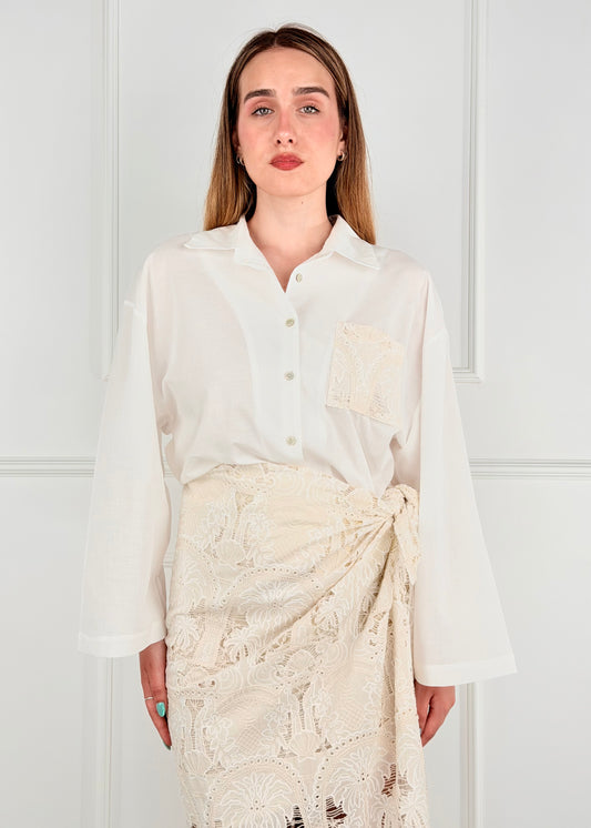 39773 - TENSIONE IN CAMICIA IN MUSSOLA TASCHINO IN PIZZO