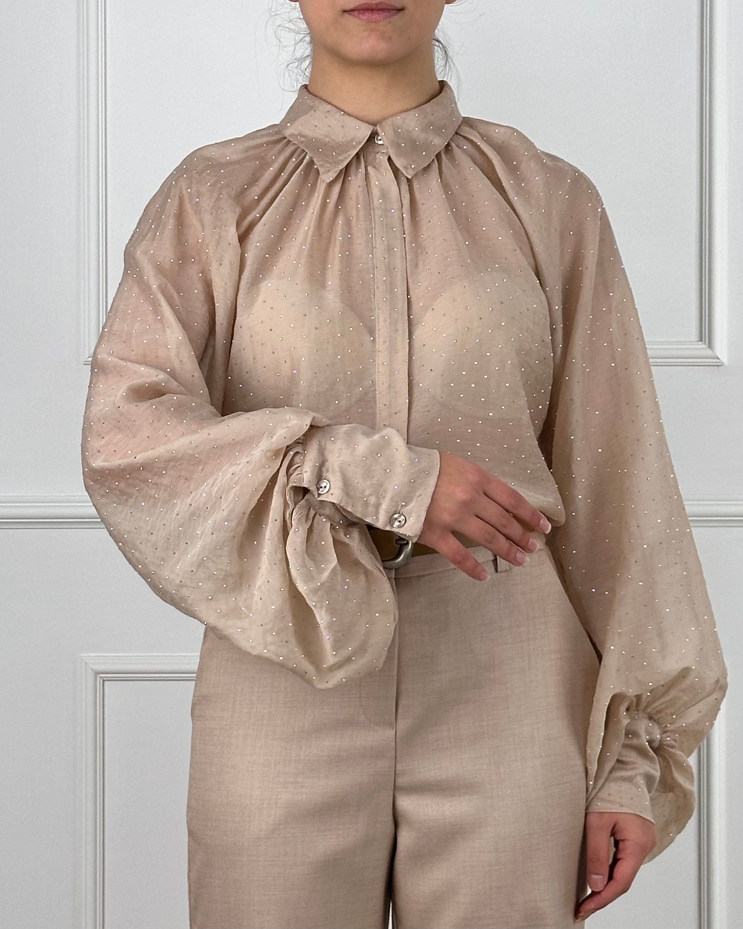 S25C212 - TENSIONE IN CAMICIA STRASS