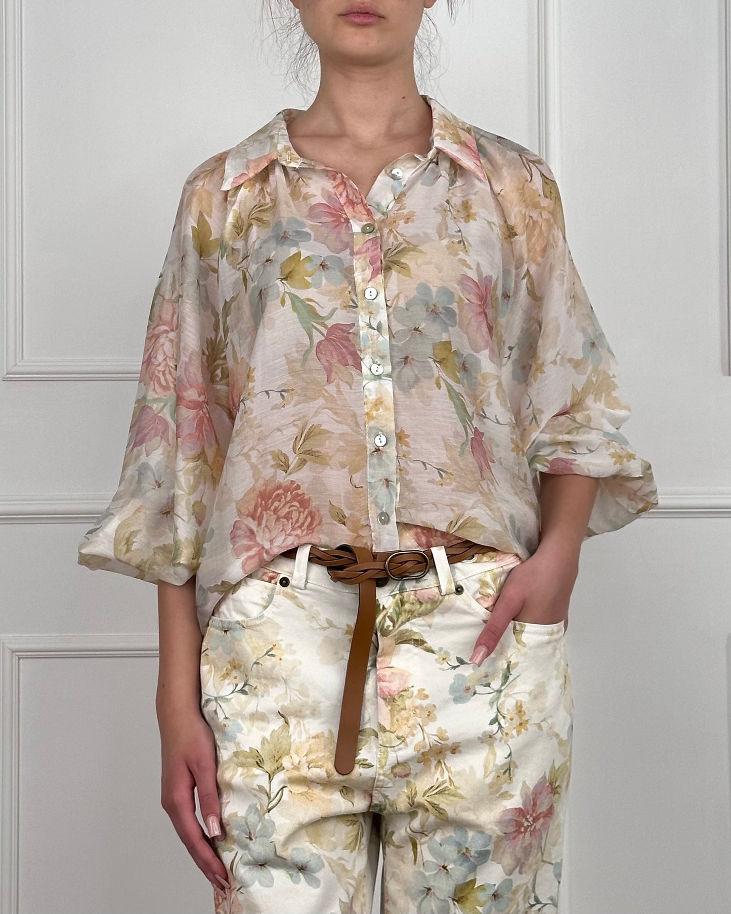 S25CC77 - TENSIONE IN CAMICIA FIORI
