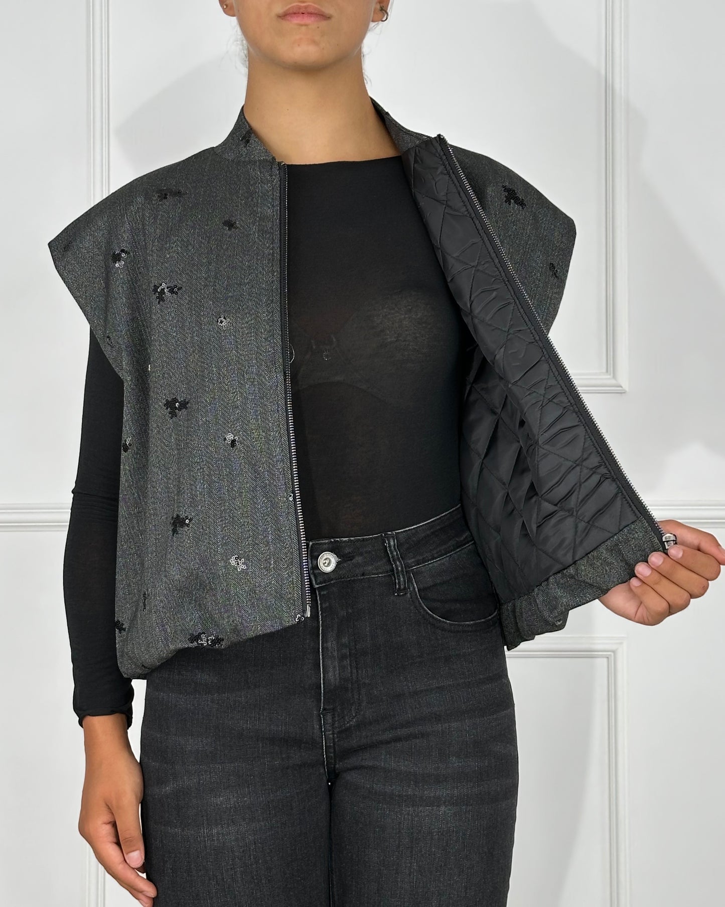 F60106 - BOMBER SMANICATO