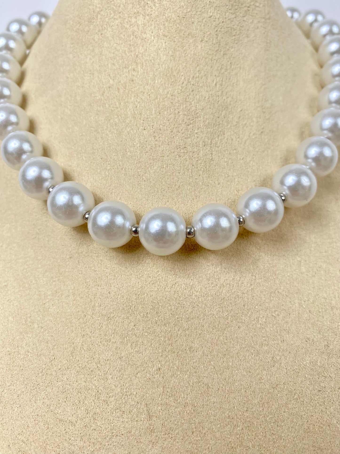 COLLANA 126