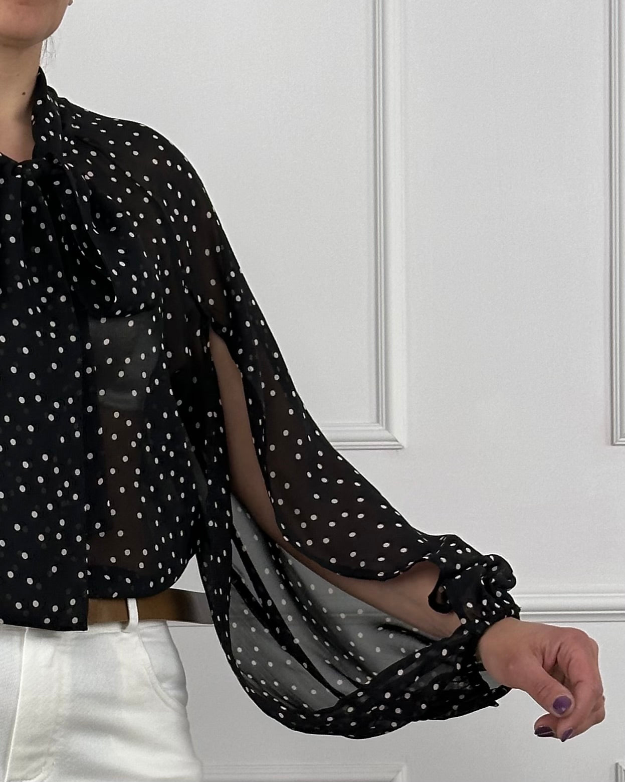 36557 - 36557 TENSIONE IN BLUSA A POIS