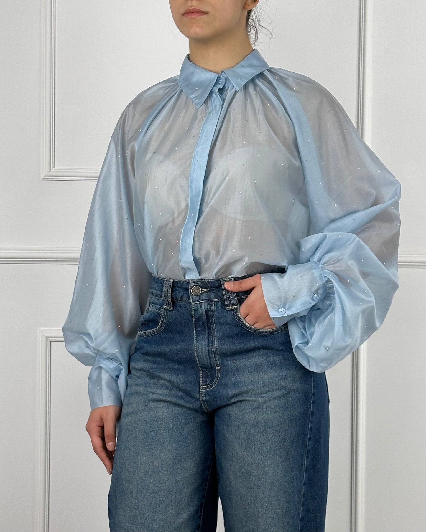 S25C212 - TENSIONE IN CAMICIA STRASS