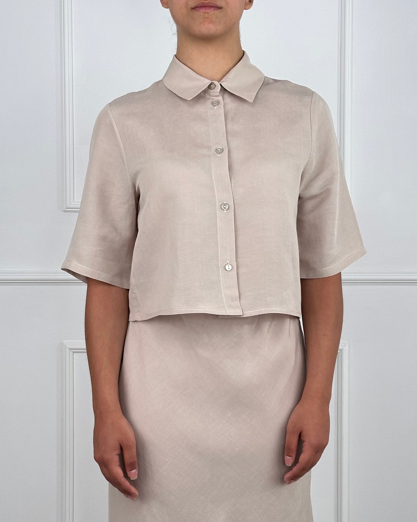 25C7726 - 25C7726 TENSIONE IN COMPLETO GONNA E CAMICIA