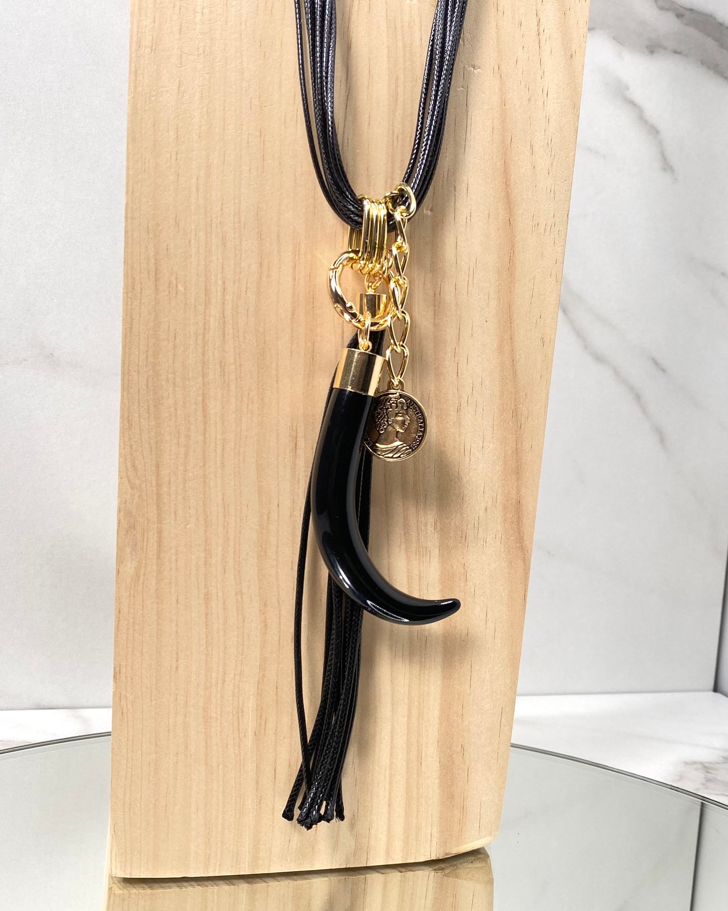 CLN48 COLLANA CORNO MULTIFILO