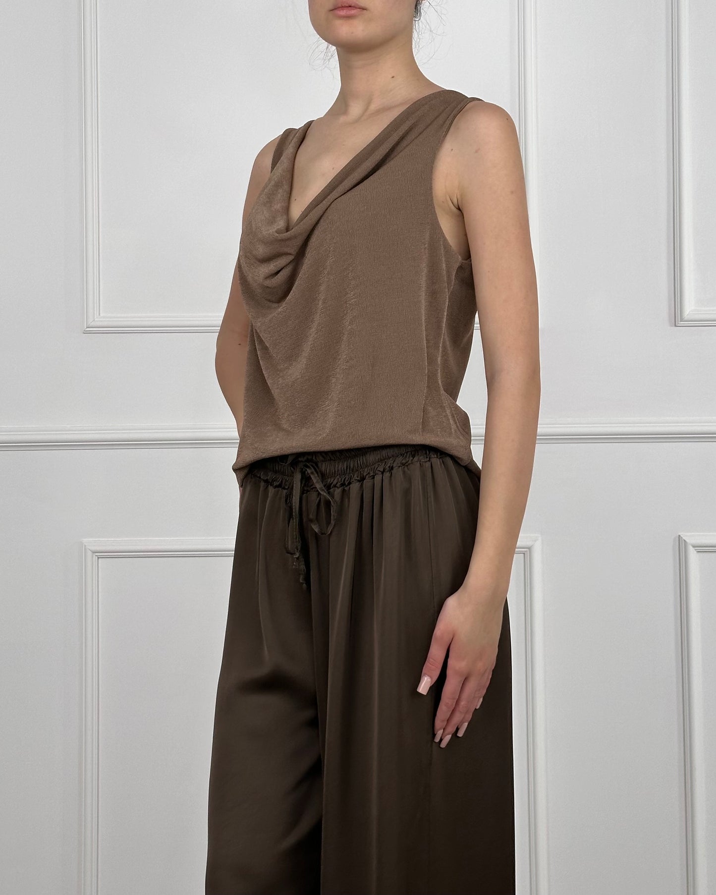 7205 - TOP SCOLLO DRAPPEGGIO