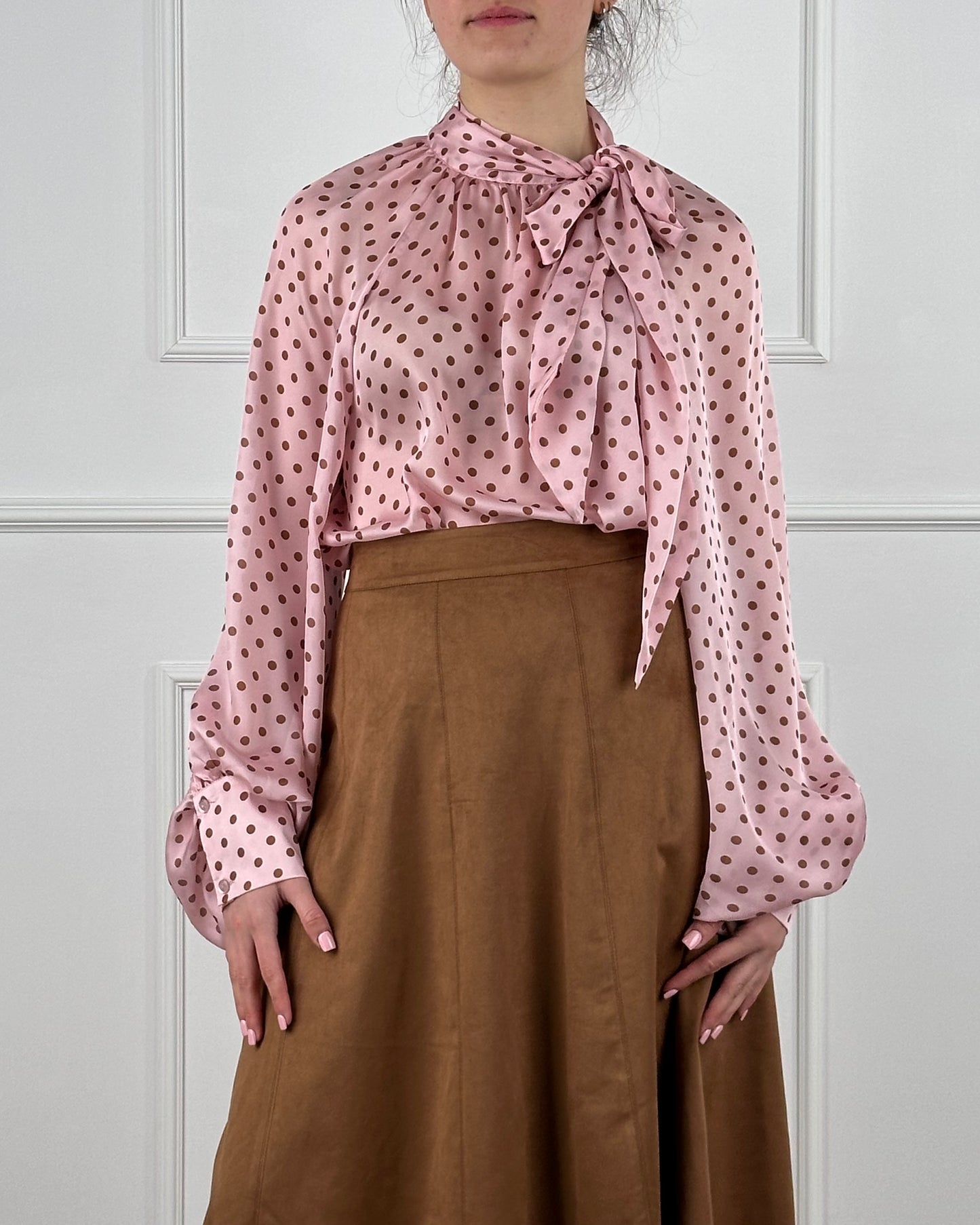 25C6575 - TENSIONE IN CAMICIA POIS FIOCCO
