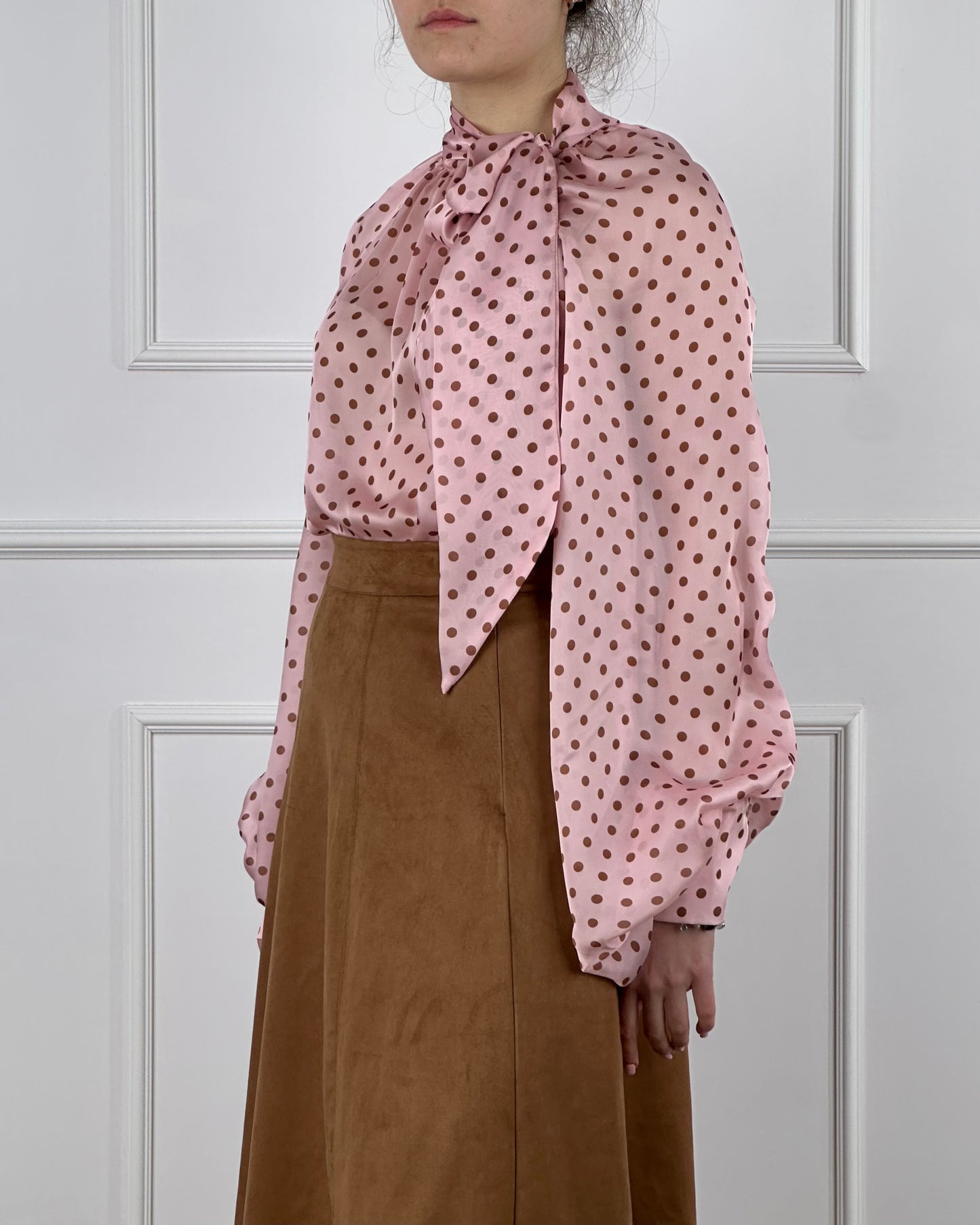 25C6575 - TENSIONE IN CAMICIA POIS FIOCCO