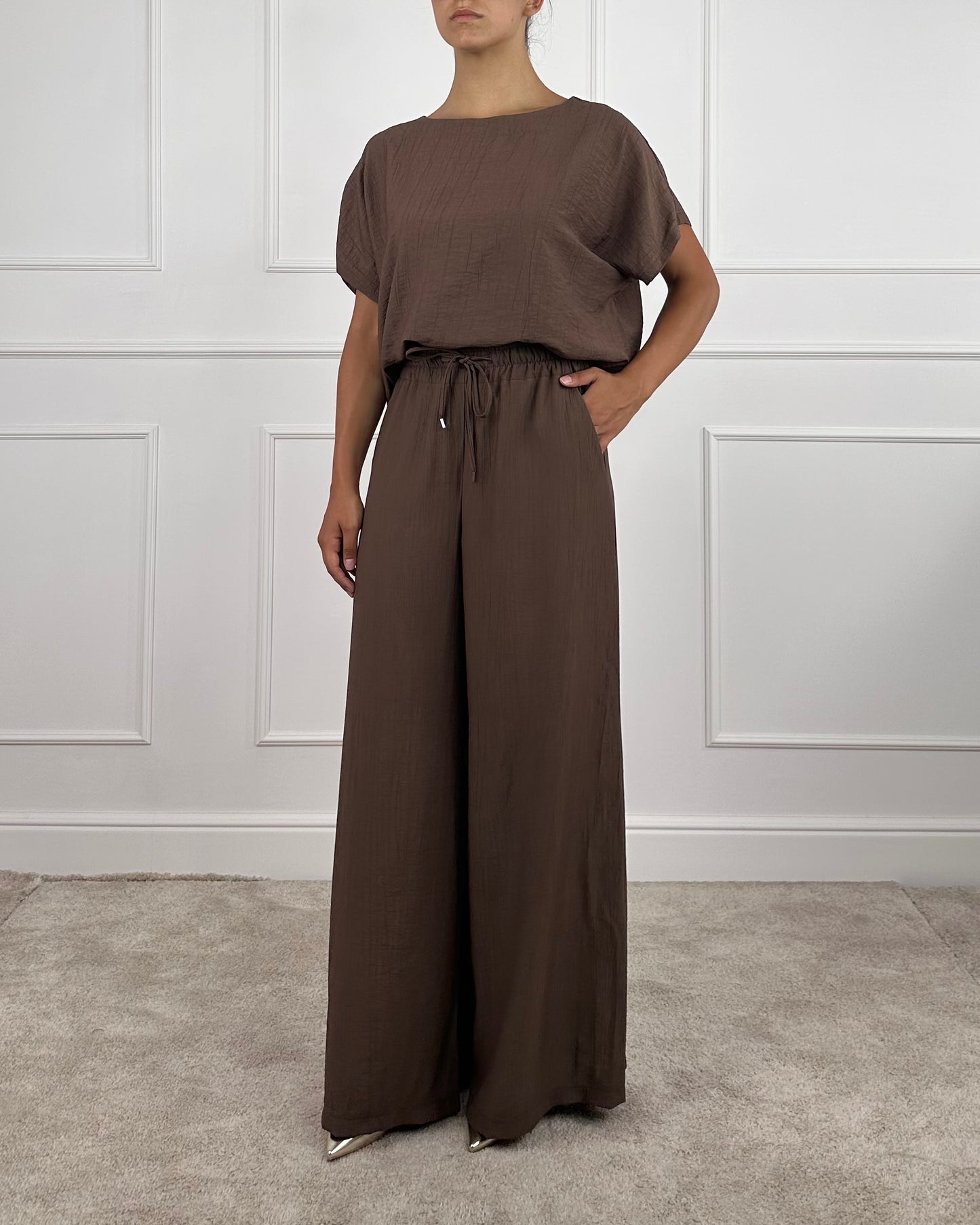 25C7816 - TENSIONE IN COMPLETO BLUSA E PANTALONE