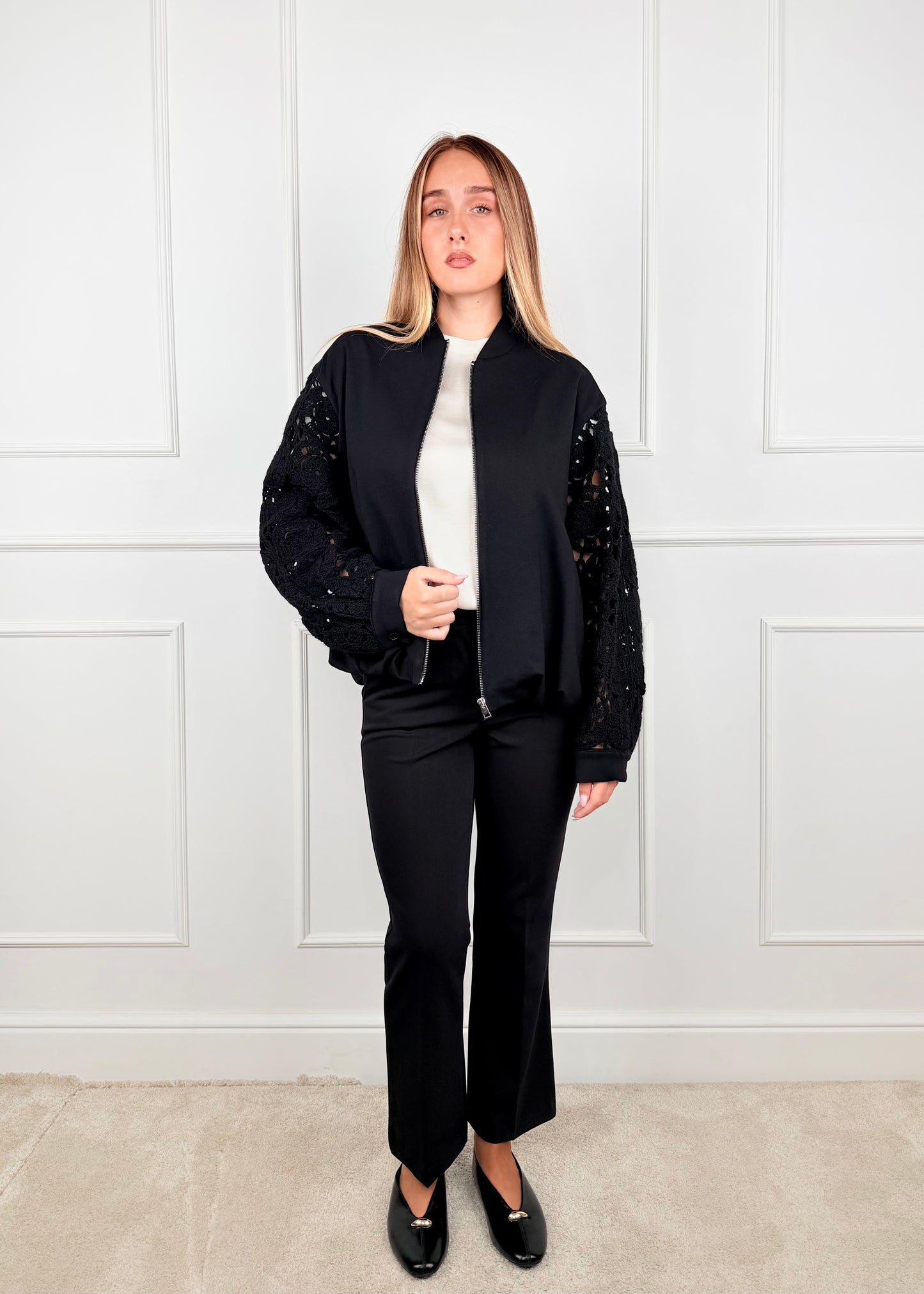 NA4417B - MY-D BOMBER MANICA IN MACRAME'