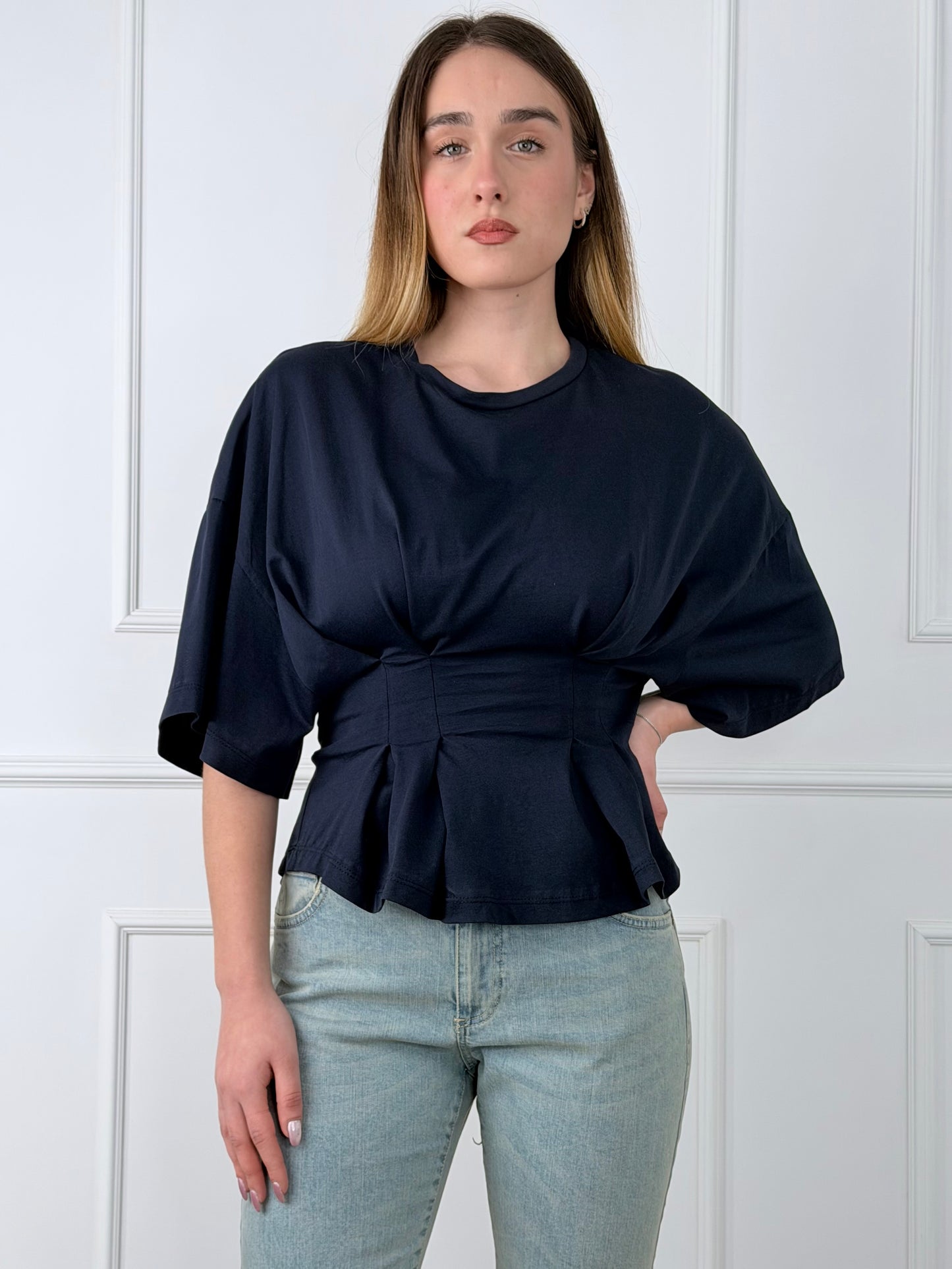 PE260124 - TENSIONE IN T-SHIRT AVVITATA