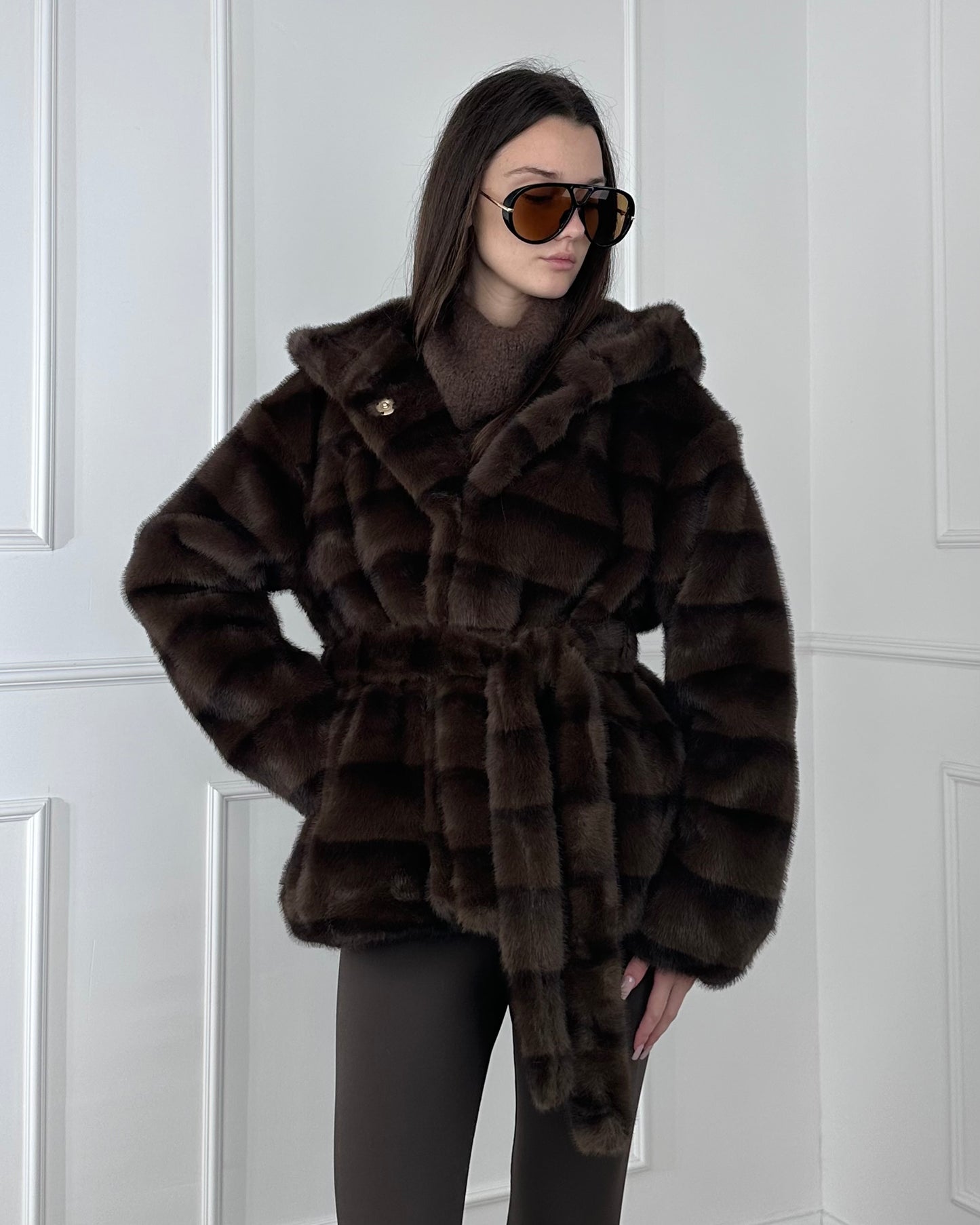 GC88213 - ECOFUR CON CINTURA E CAPPUCCIO