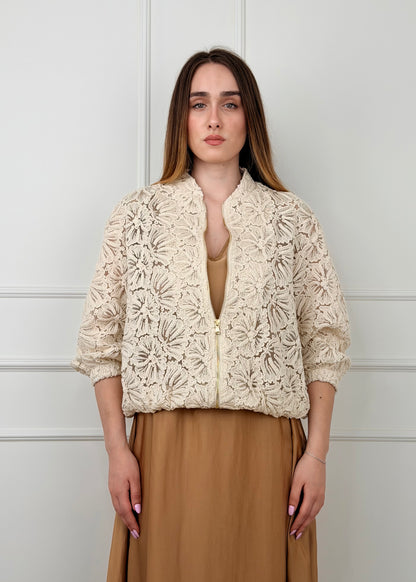 NA4482 - BOMBER TRAFORATO CON RICAMI