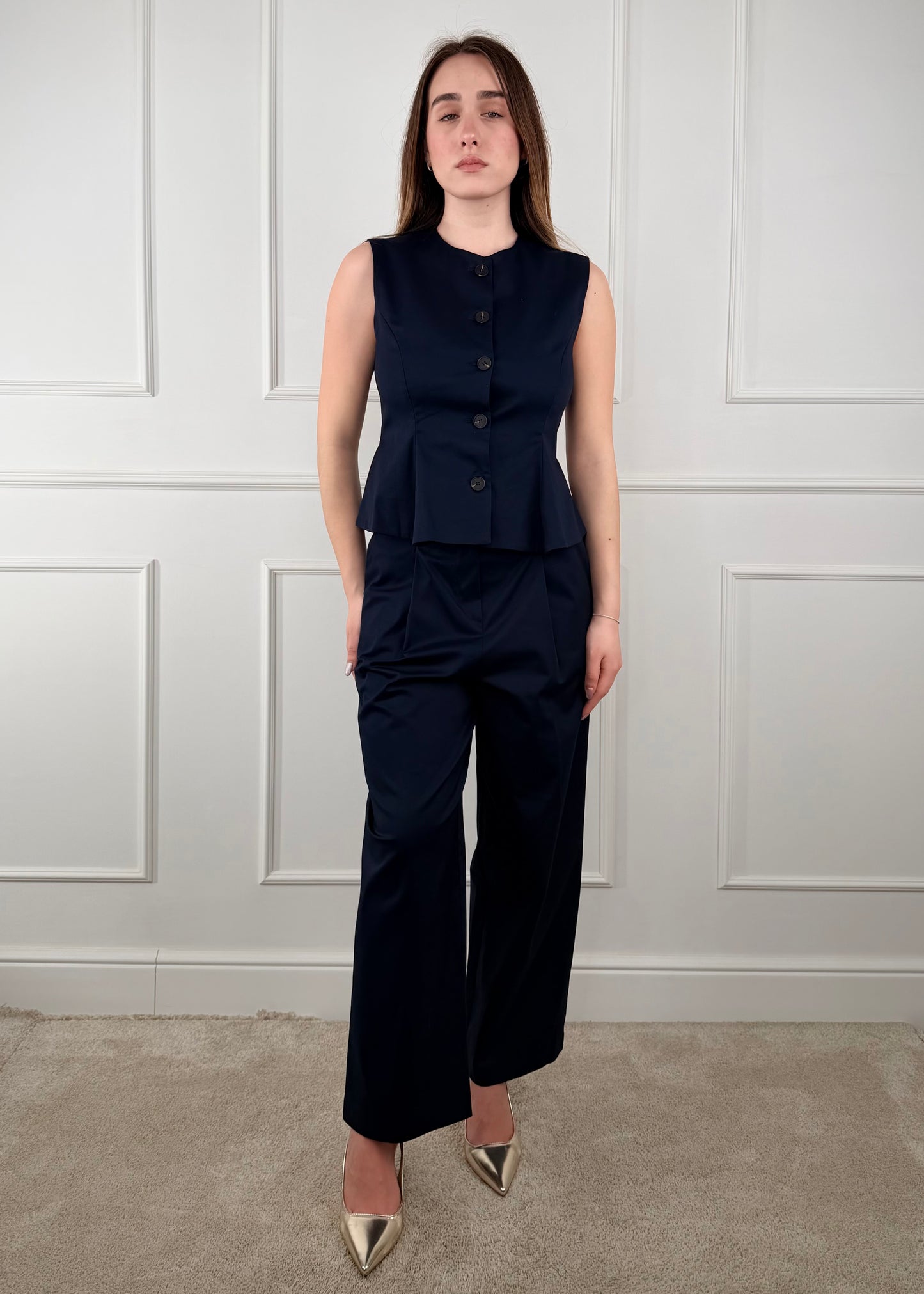 26D4508 - TENSIONE IN GILET SFIANCATO
