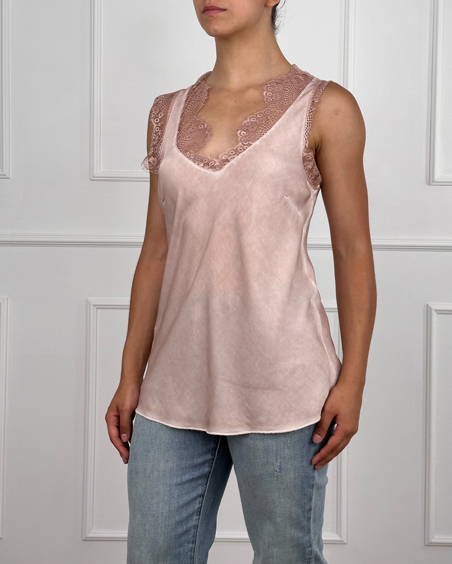 22094 - T-SHIRT IN VISCOSA SCOLLO IN PIZZO