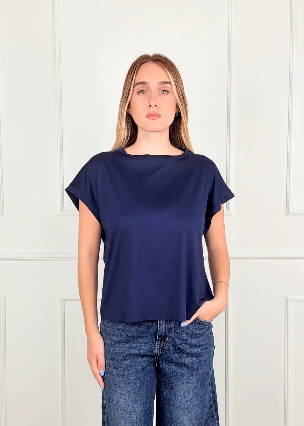 81048 - T-SHIRT