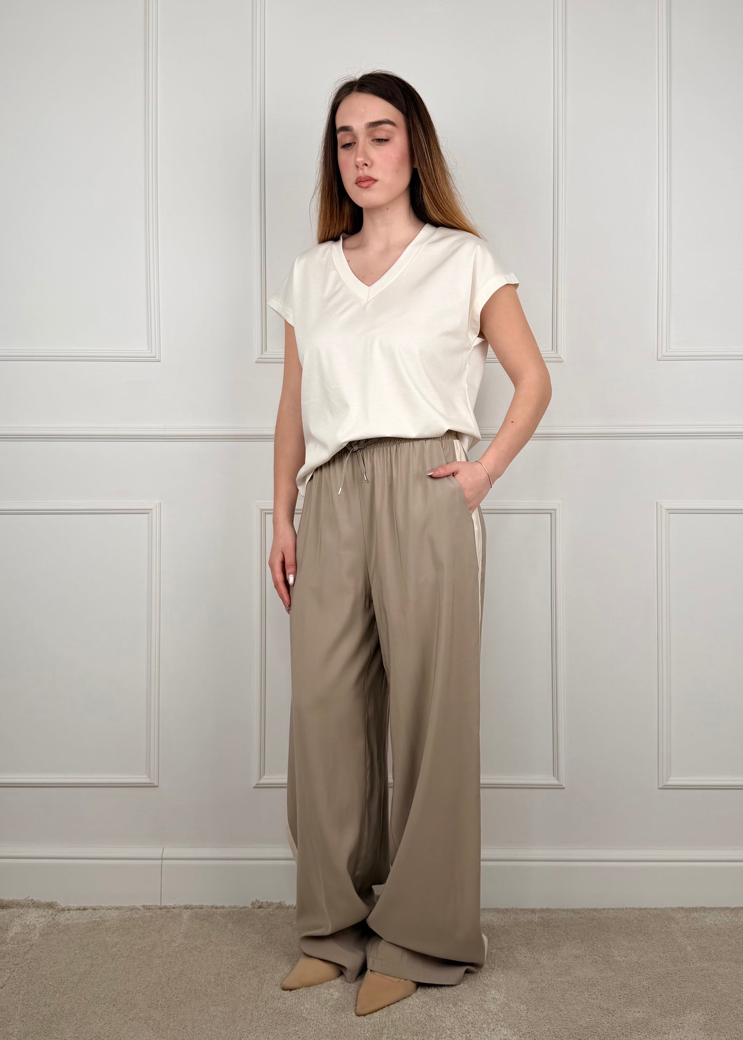 26P4584 - TENSIONE IN PANTALONE IN CUPRO DI VISCOSA