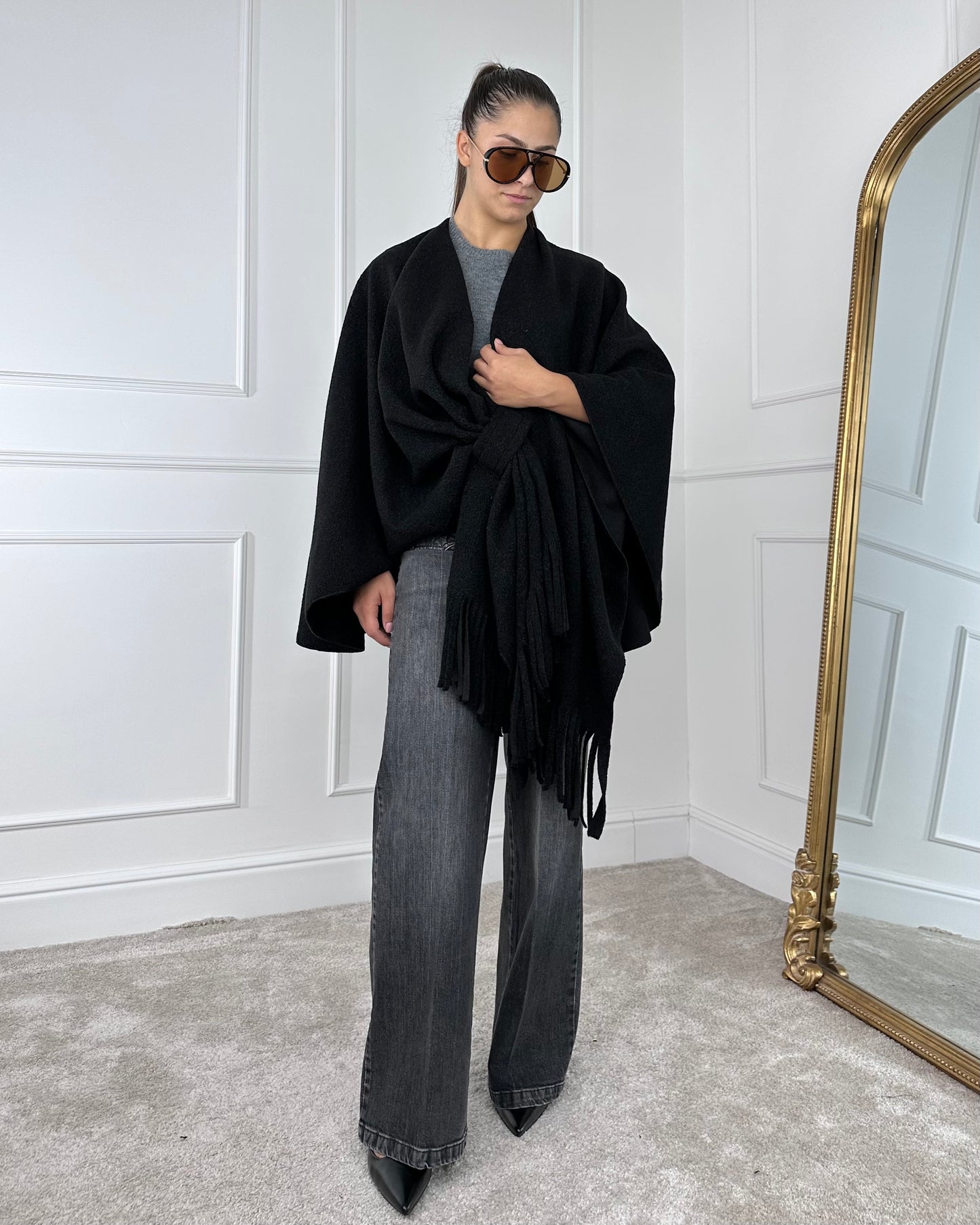 YM5519 - YM5519 MANTELLA