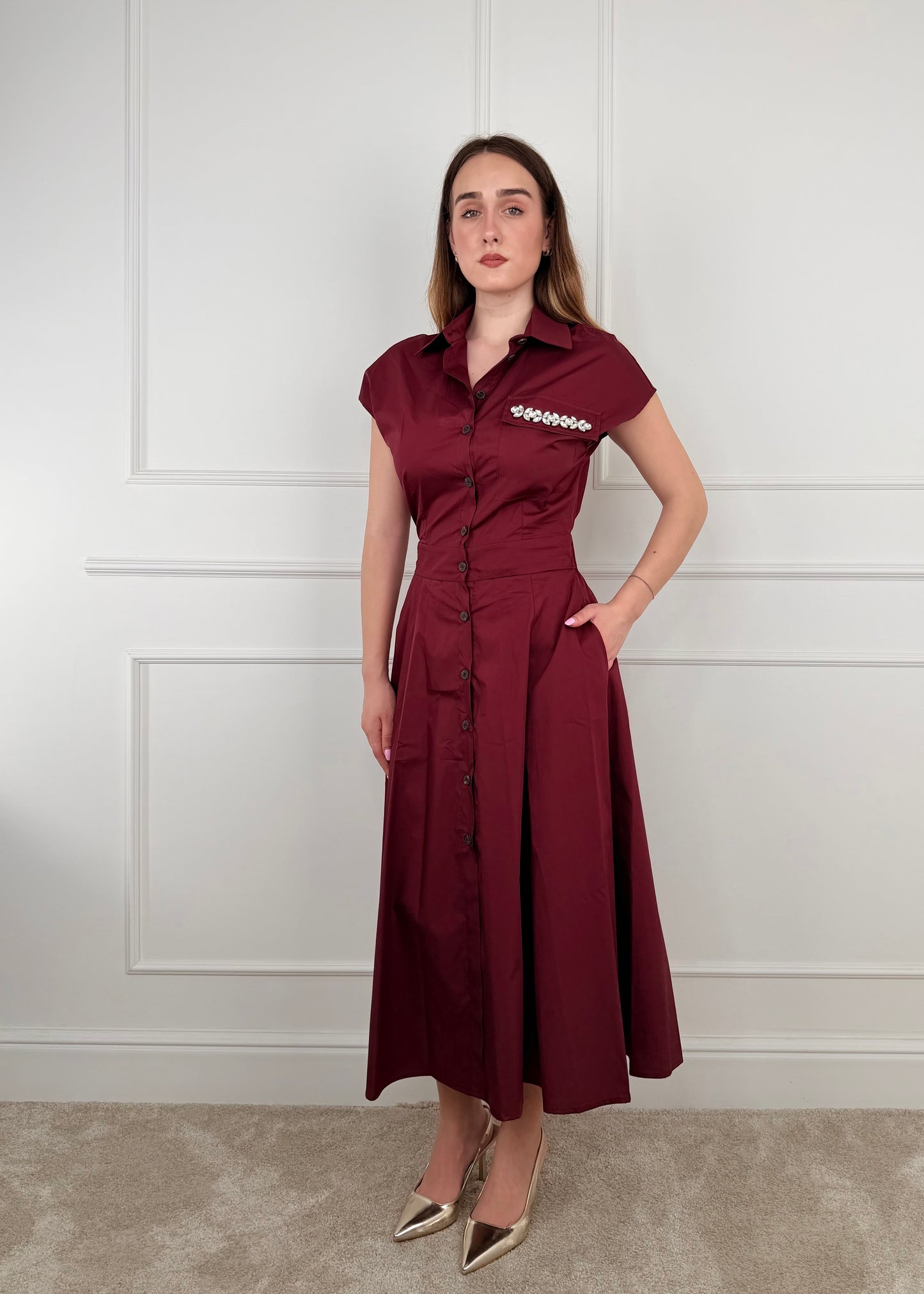 26V5386 - TENSIONE IN ABITO CON TASCHINO CABOCHON