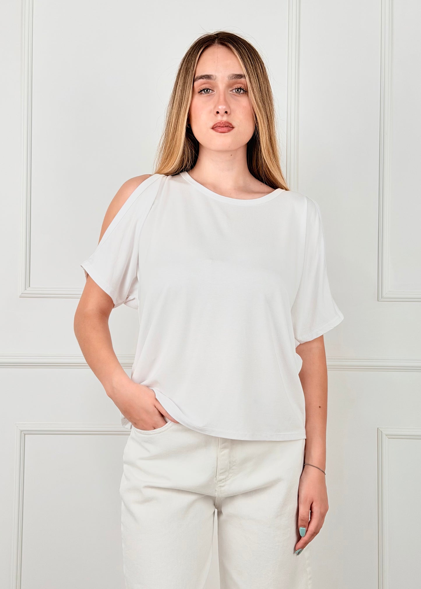 26034 - MAGLIA CUT OUT IN JERSEY DI VISCOSA