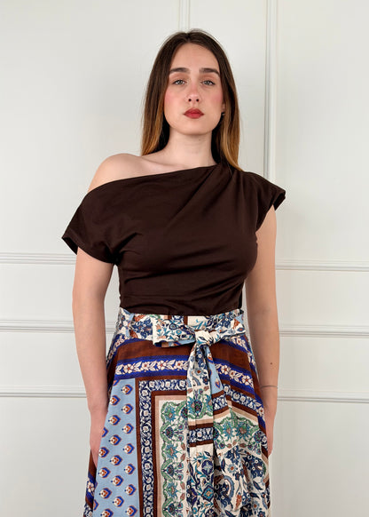 PE260227 - TENSIONE IN T-SHIRT ASIMMETRICA