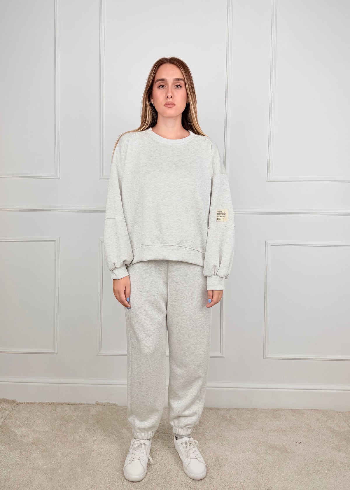 R50137 - COMPLETO MAGLIA E PANTALONE IN SCUBA