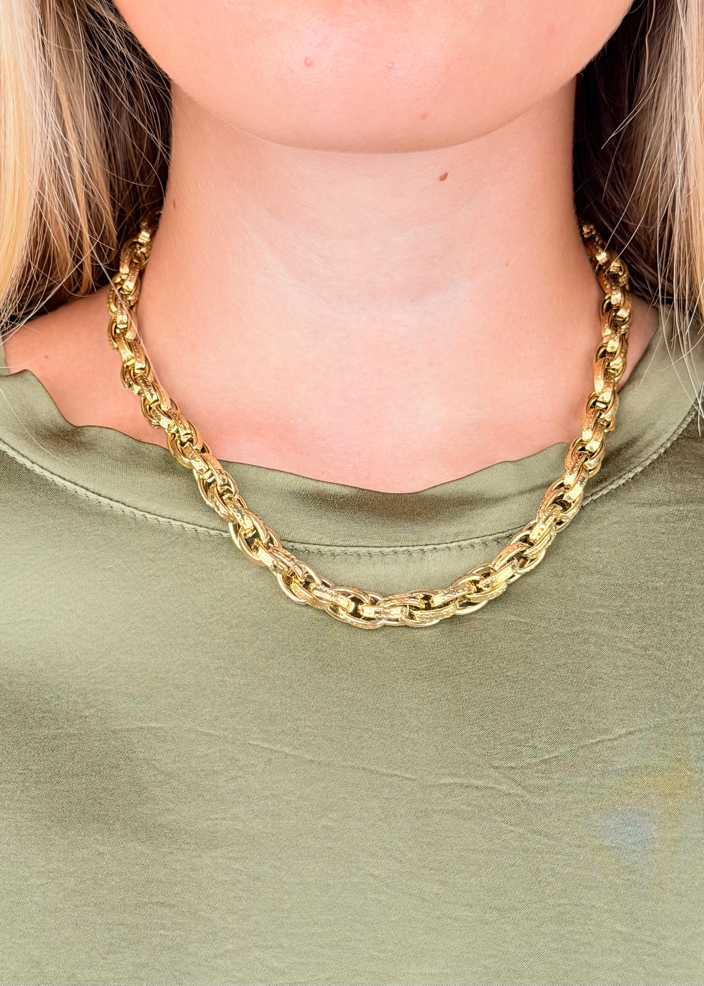 CLN. COLLANA GOLDEN