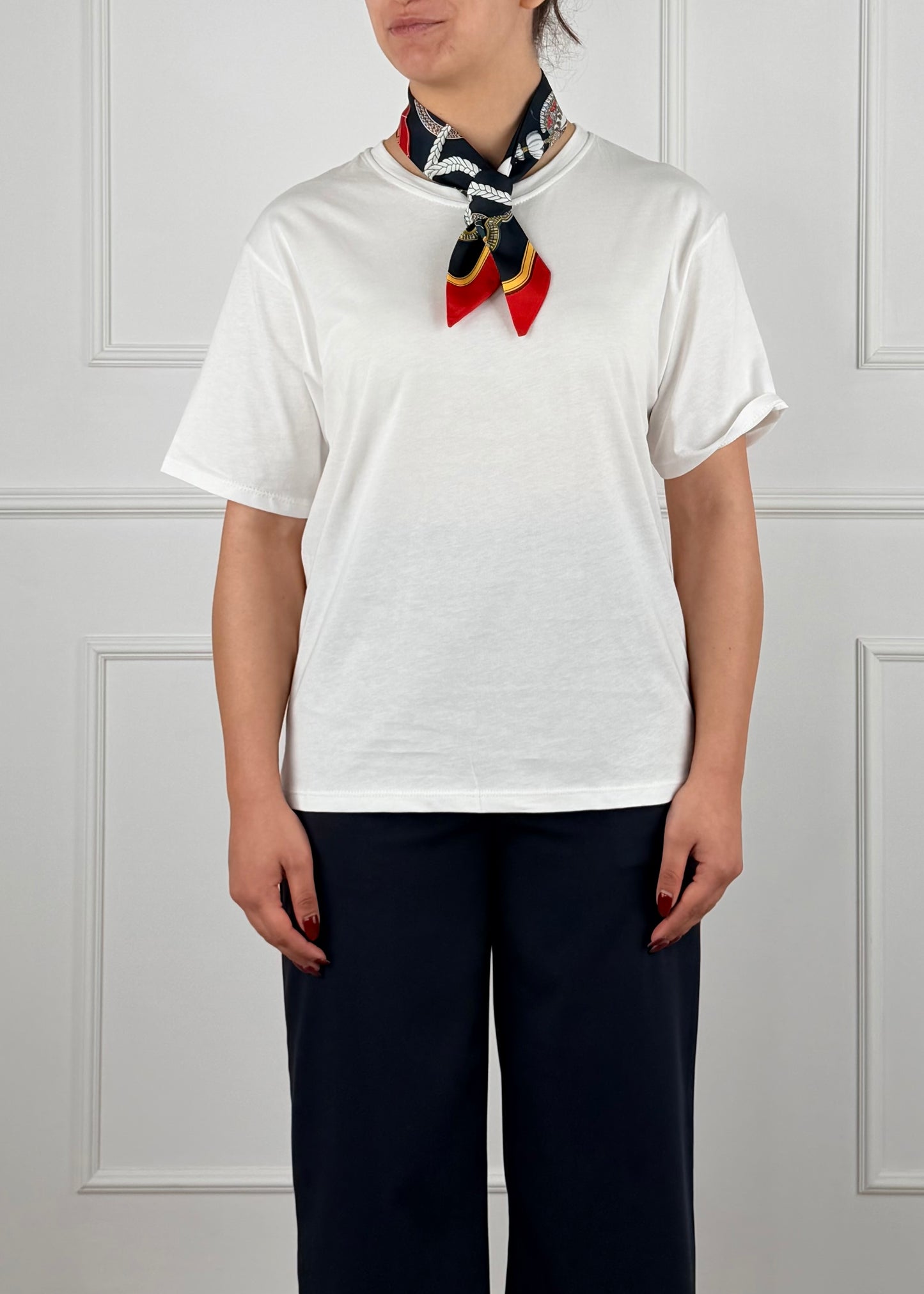 H5232F - T-SHIRT CON FOULARD