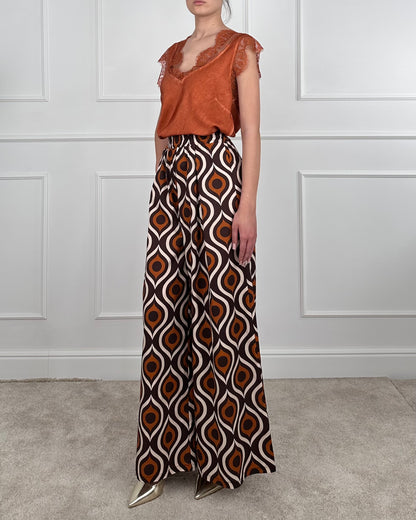 22094 - T-SHIRT IN VISCOSA SCOLLO IN PIZZO