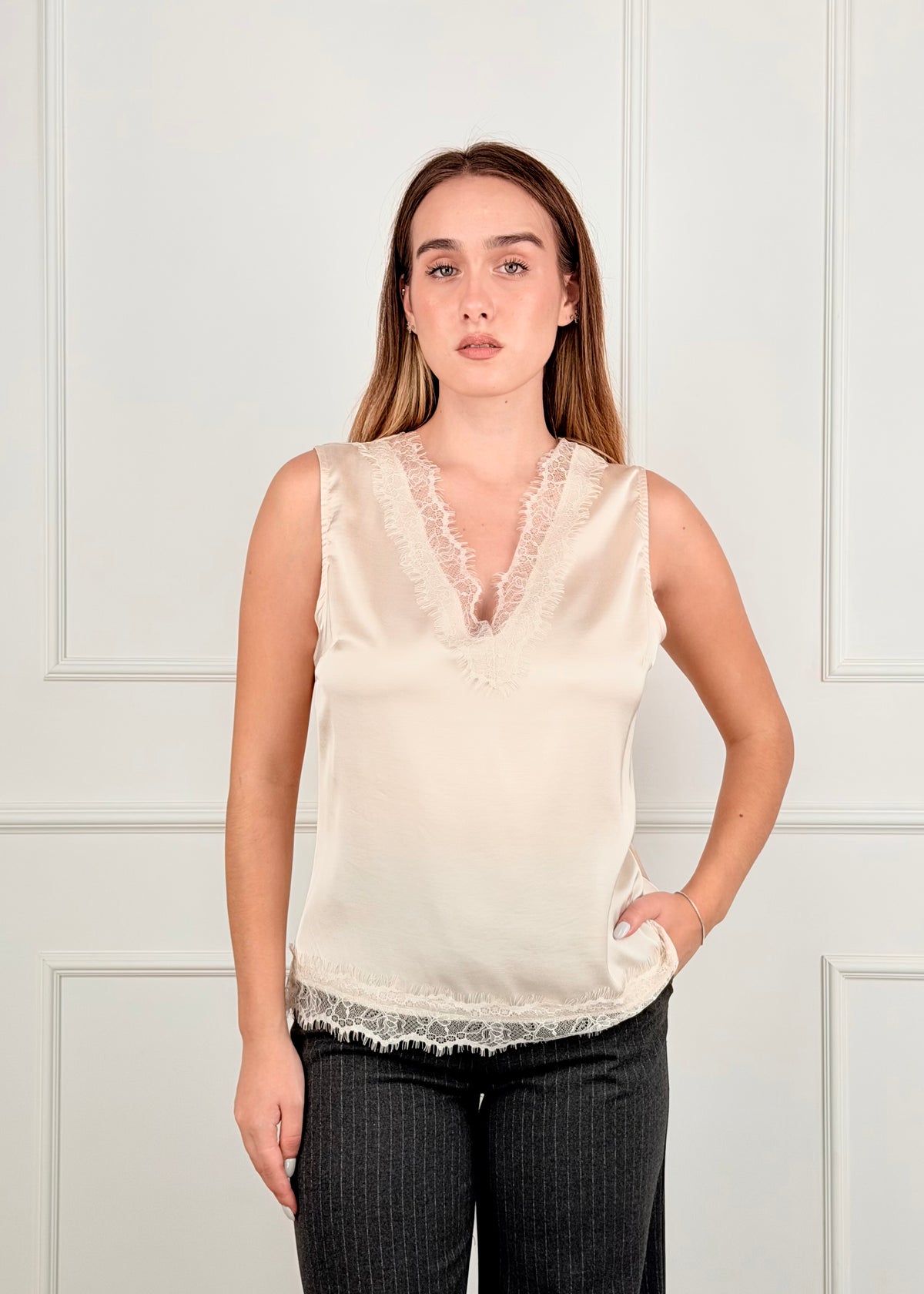 B397 - BREND TOP CON INSERTO IN PIZZO