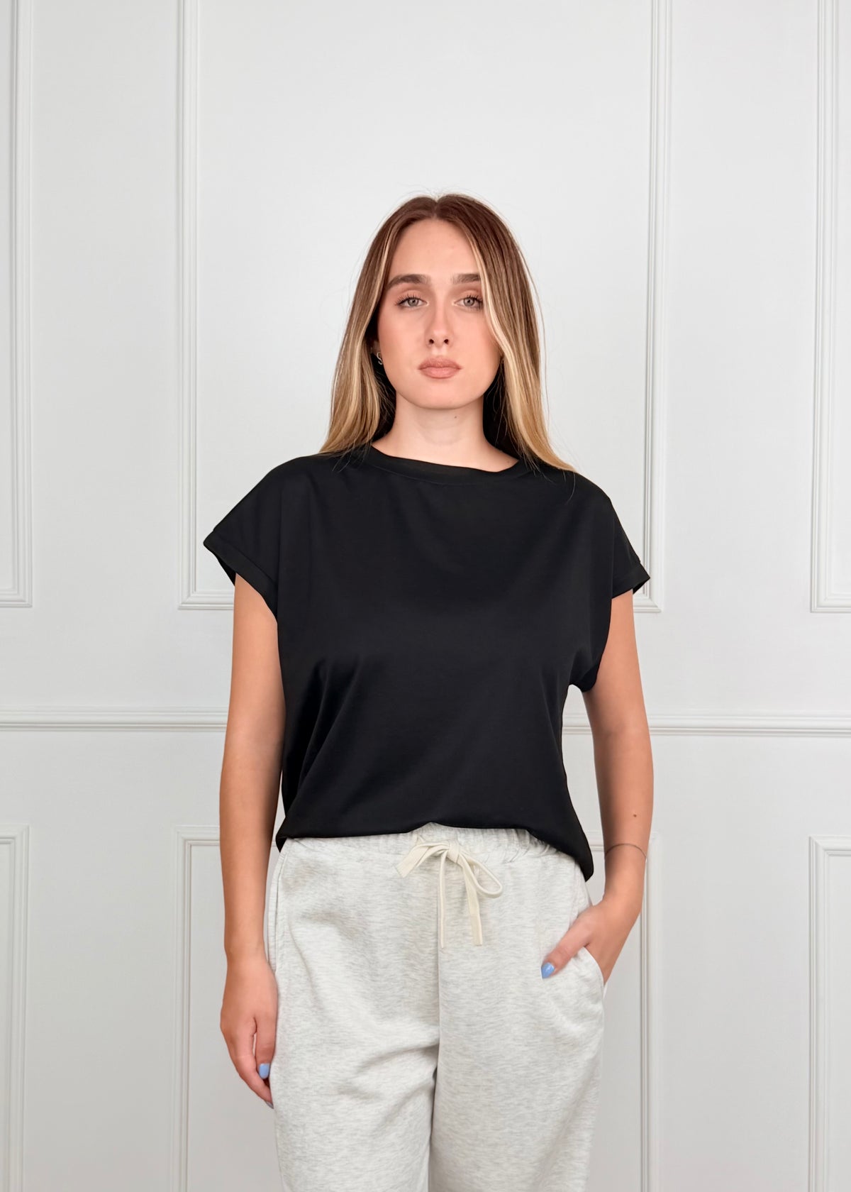 81048 - T-SHIRT