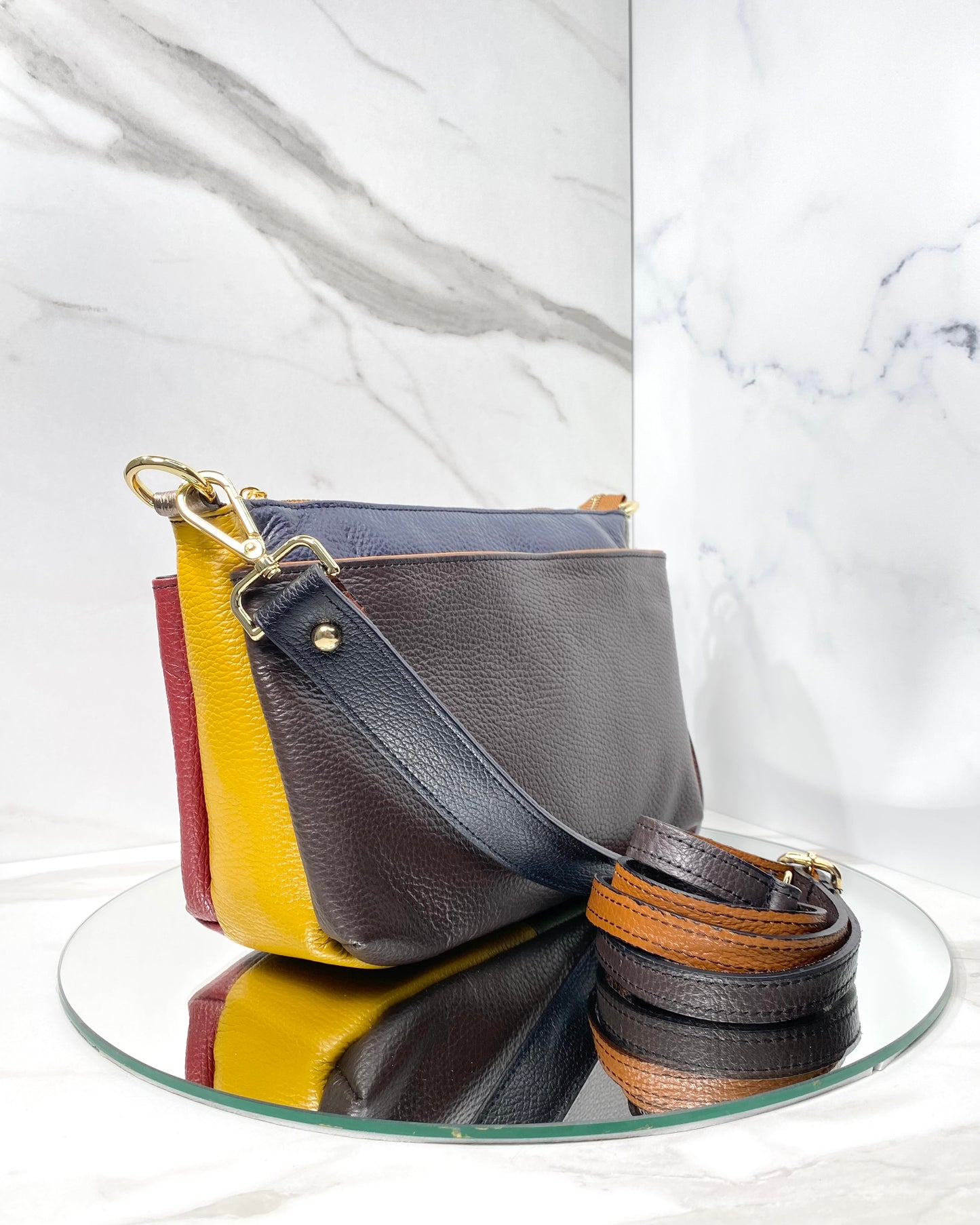 BRS432 BORSA POCKET IN VERA PELLE