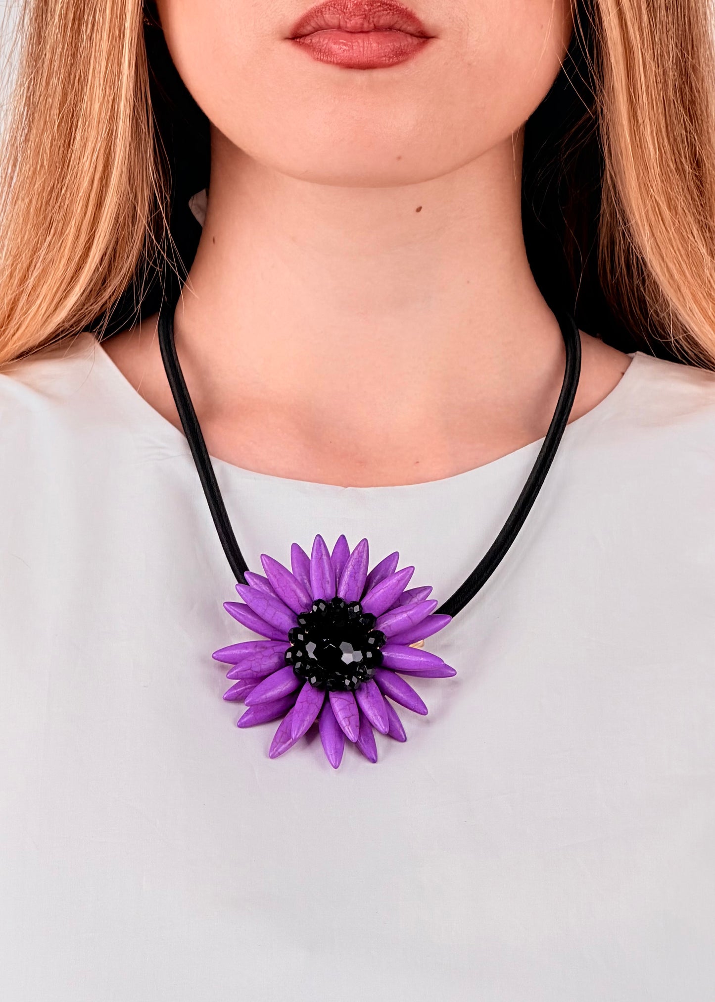 CLN • COLLANA PENDENTE FIORE