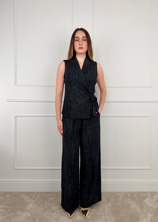 5957 - COMPLETO PANTALONE E GILET CHIUSURA A PORTAFOGLIO