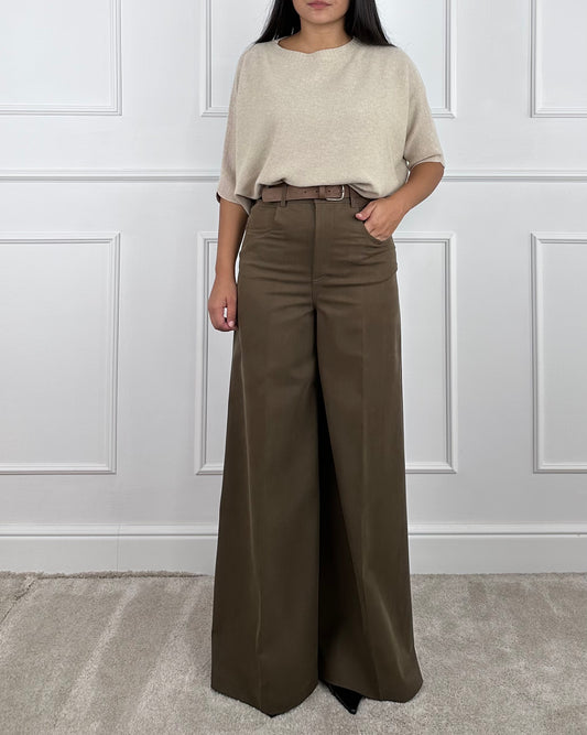 AI254175 - TENSIONE IN PANTALONE