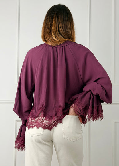 S26C533 - TENSIONE IN BLUSA IN CRÊPE ViSCOSA CON PIZZO