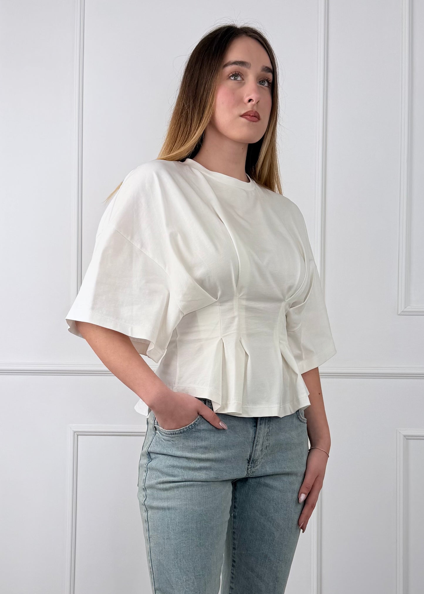 PE260124 - TENSIONE IN T-SHIRT AVVITATA