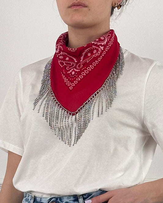 36309 - TENSIONE IN T-SHIRT CON BANDANA STRASS