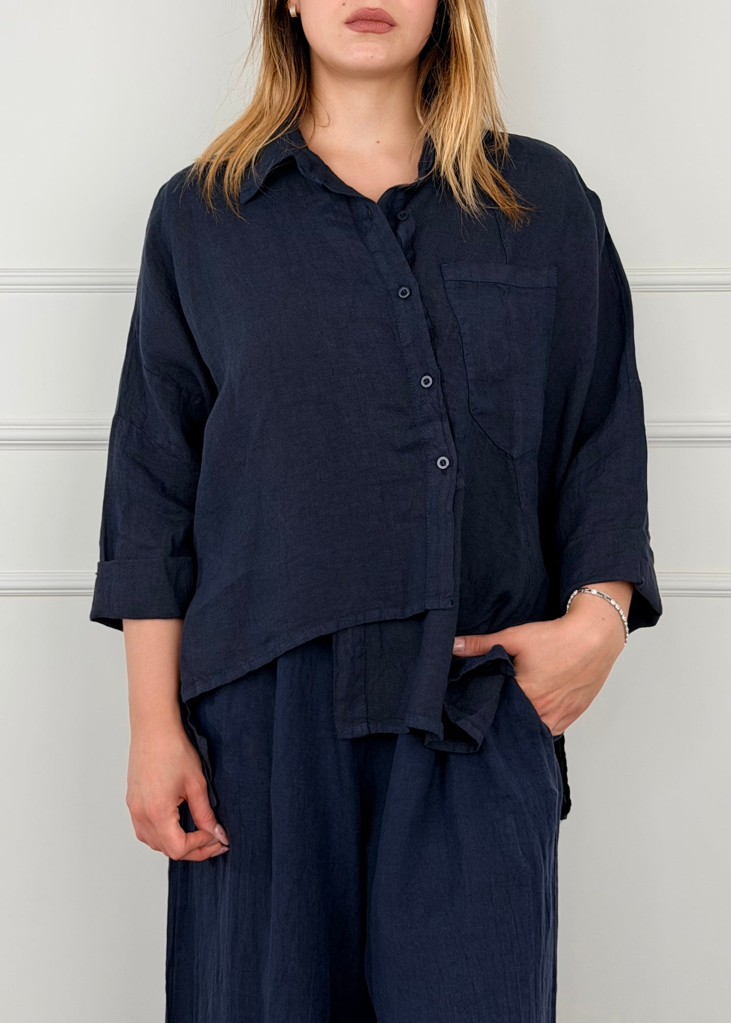9452 - CAMICIA TAGLIO ASIMMETRICO IN LINO