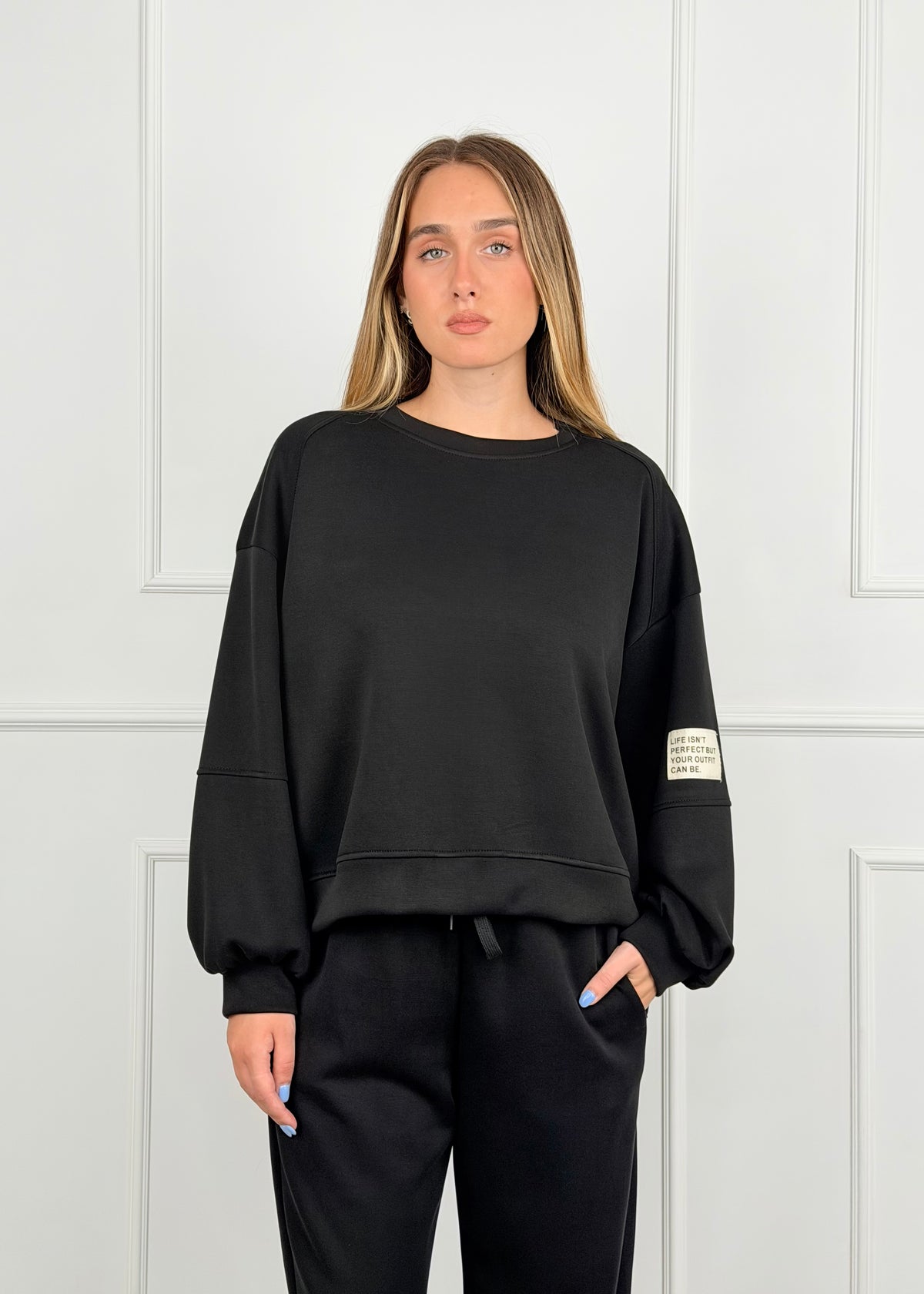 R50137 - COMPLETO MAGLIA E PANTALONE IN SCUBA
