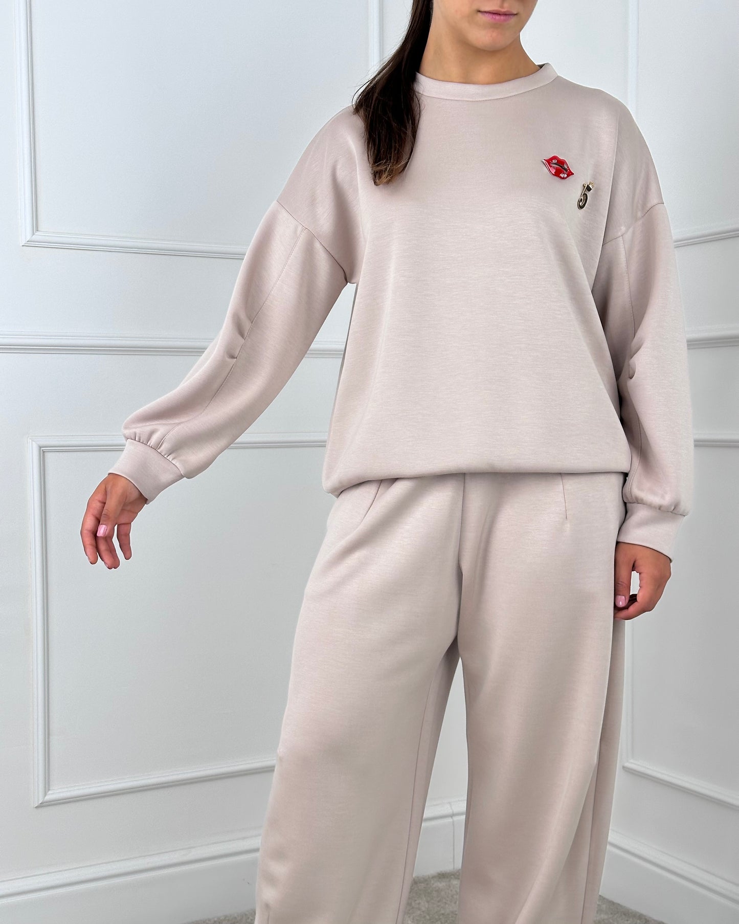 MR10602 - MY-D FELPA CON SPILLE