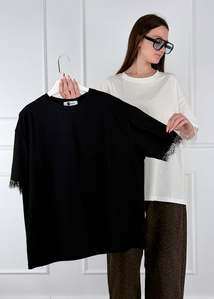 PL092 - T-SHIRT CON PIZZO SULLA MANICA