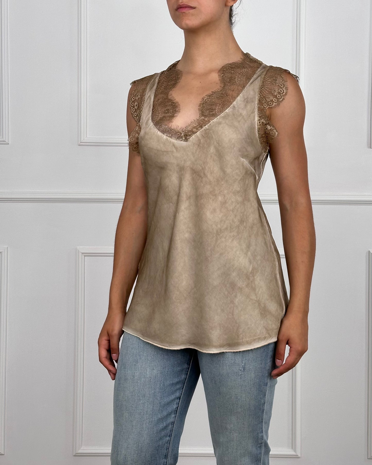 22094 - T-SHIRT IN VISCOSA SCOLLO IN PIZZO