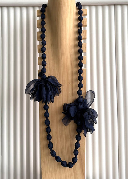 CLN. COLLANA FIORE IN TESSUTO