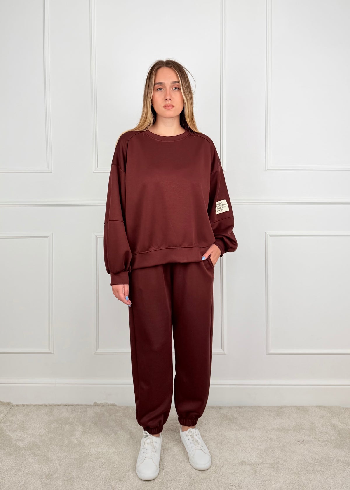 R50137 - COMPLETO MAGLIA E PANTALONE IN SCUBA