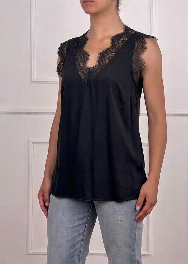 22094 - T-SHIRT IN VISCOSA SCOLLO IN PIZZO