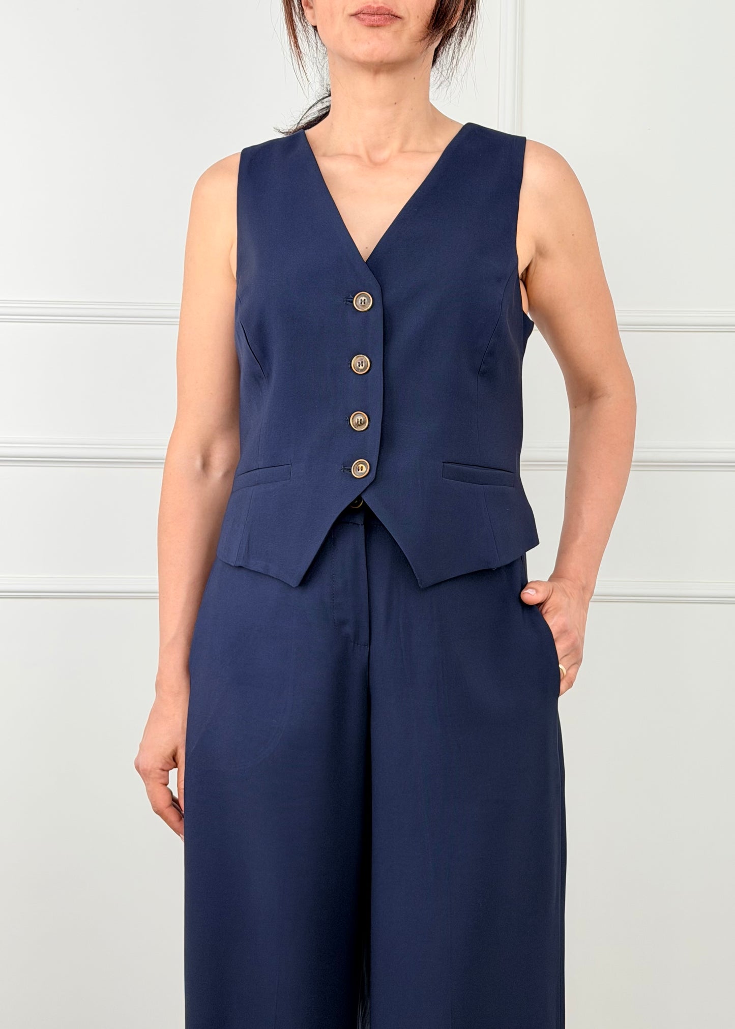 26C5040 - TENSIONE IN COMPLETO GILET E PANTALONE