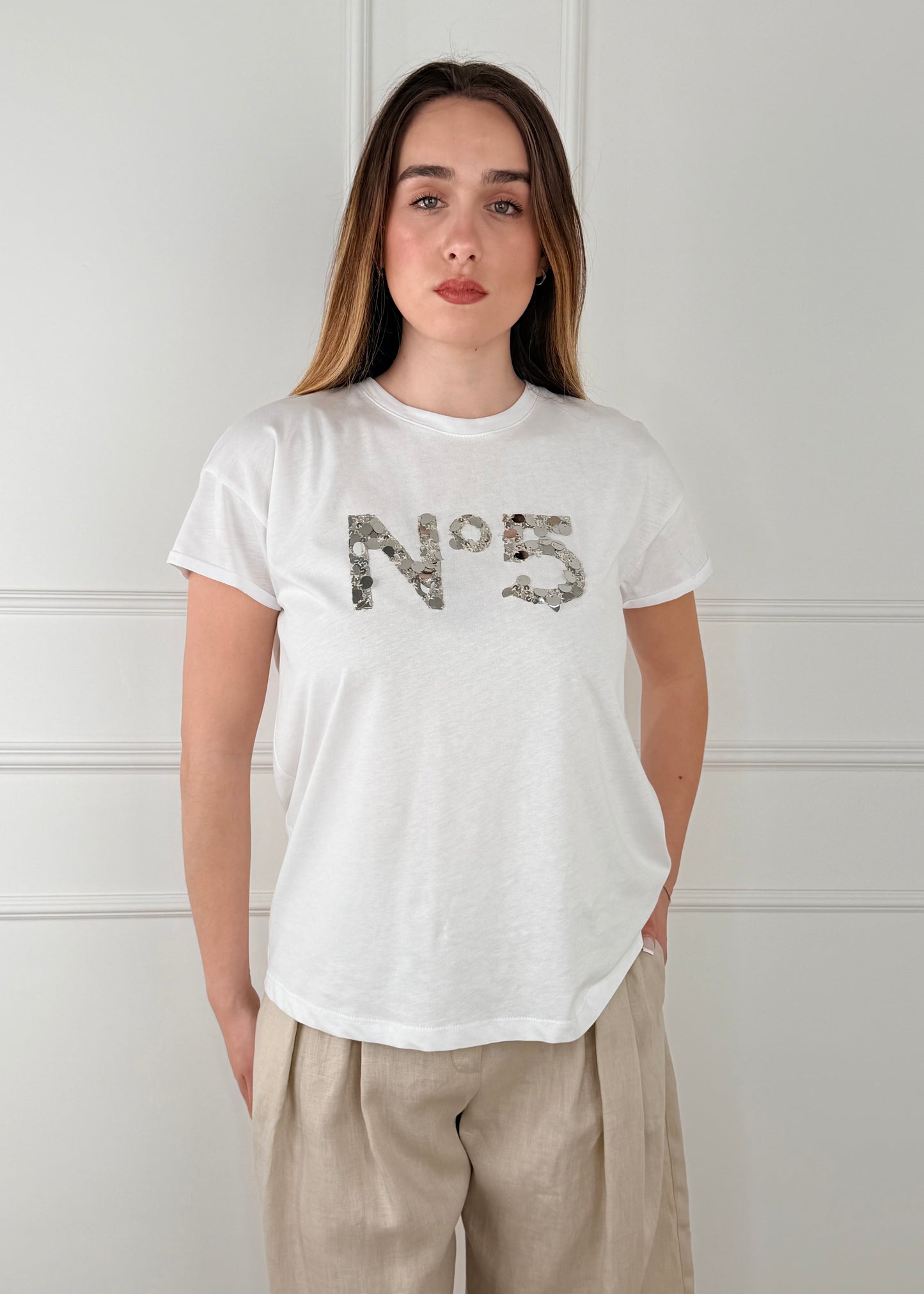 26M4894 - TENSIONE IN T-SHIRT N5 CON PAILLETTES