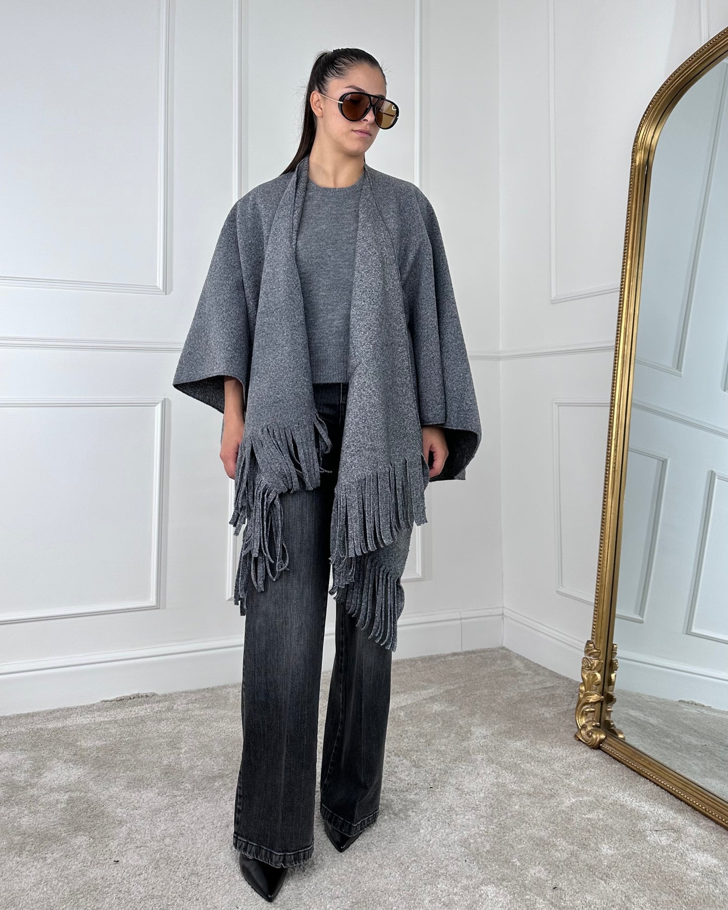 YM5519 - YM5519 MANTELLA