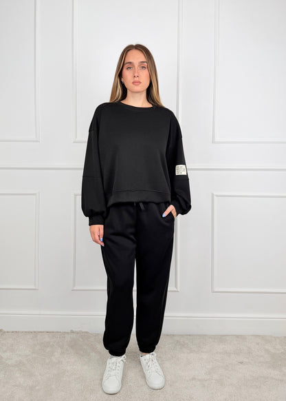 R50137 - COMPLETO MAGLIA E PANTALONE IN SCUBA